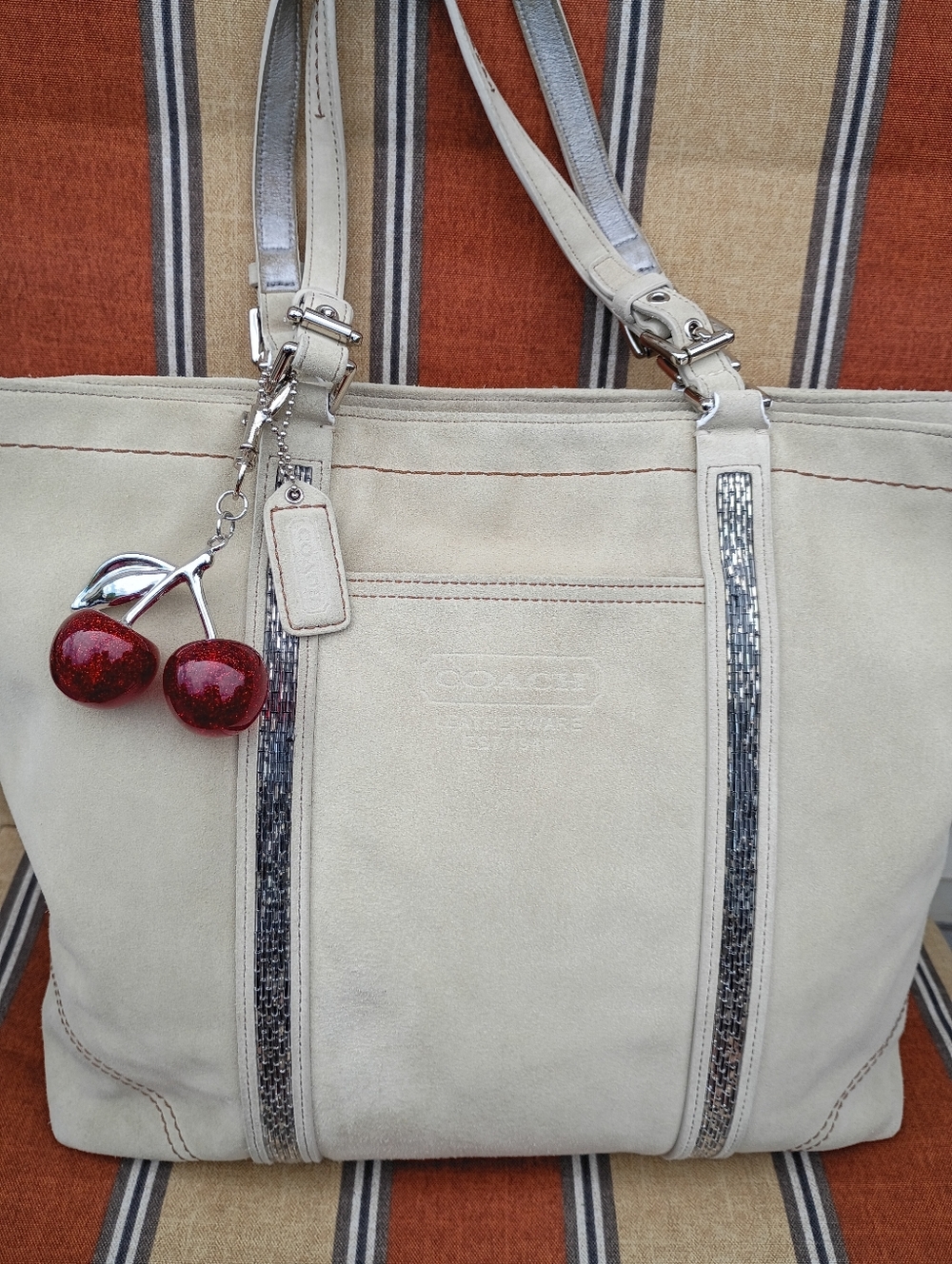 Coach Cream Suede Tote - Picture 13 of 17